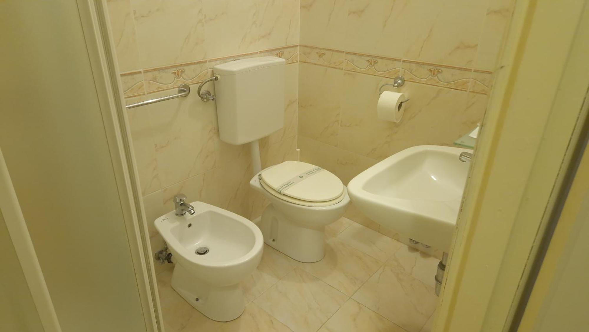 Hotel Genzianella ฟลอเรนซ์ ภายนอก รูปภาพ