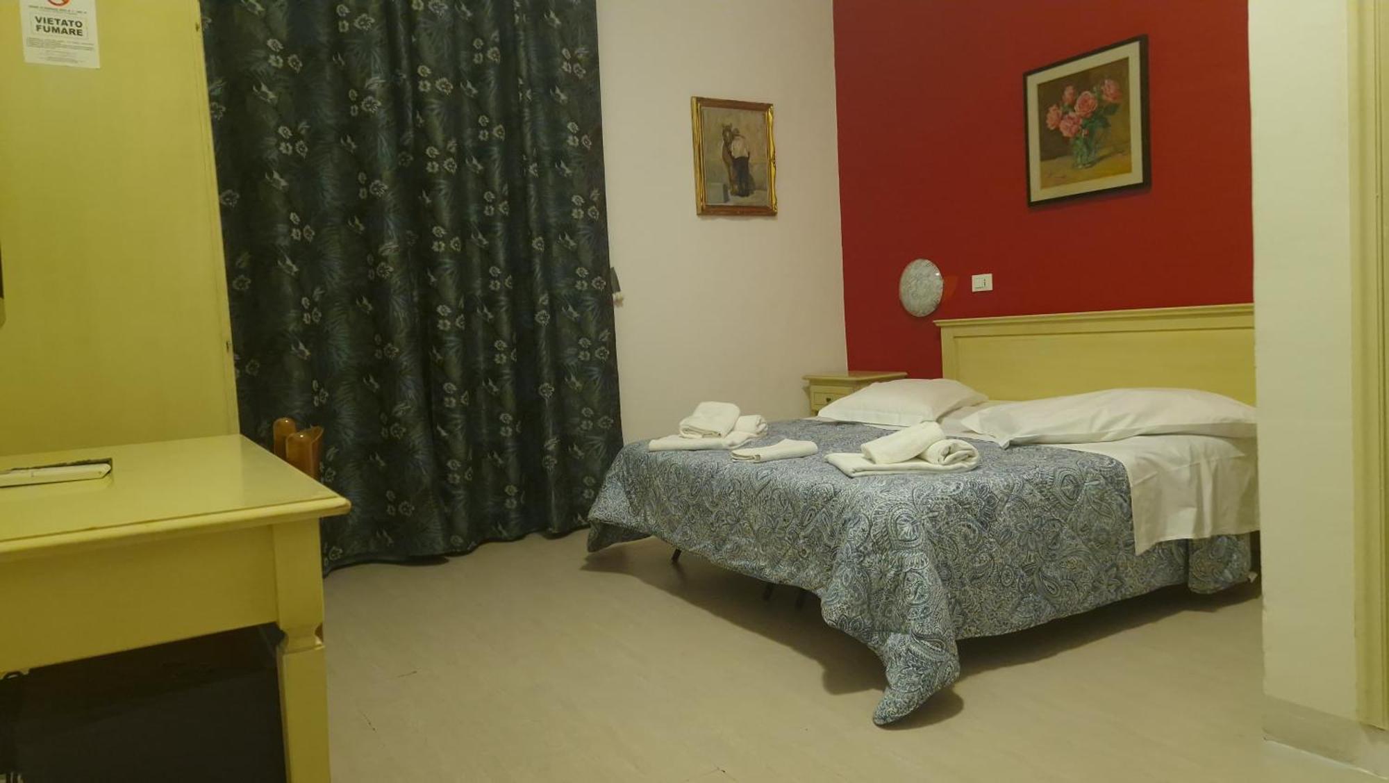 Hotel Genzianella ฟลอเรนซ์ ภายนอก รูปภาพ