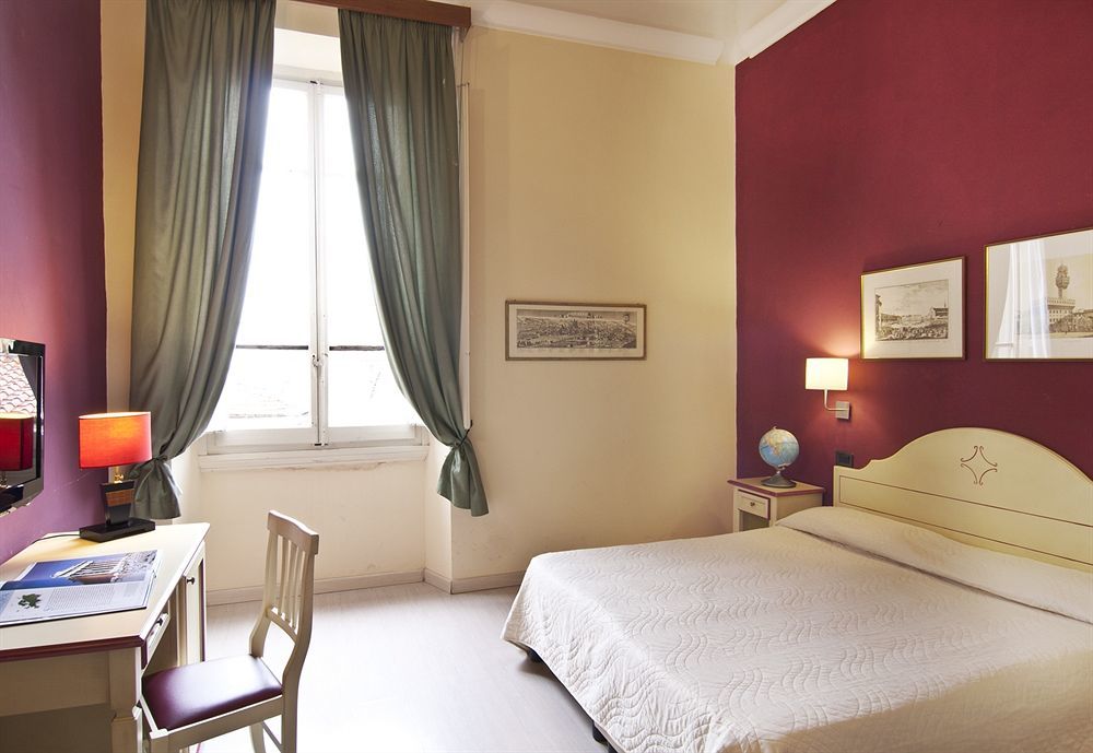 Hotel Genzianella ฟลอเรนซ์ ภายนอก รูปภาพ